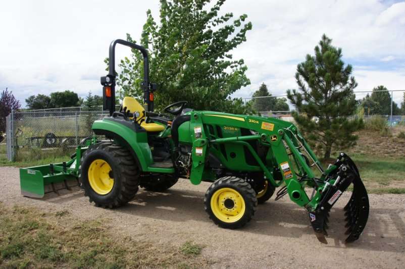Used-Tractor-2017 John Deere  2038H 